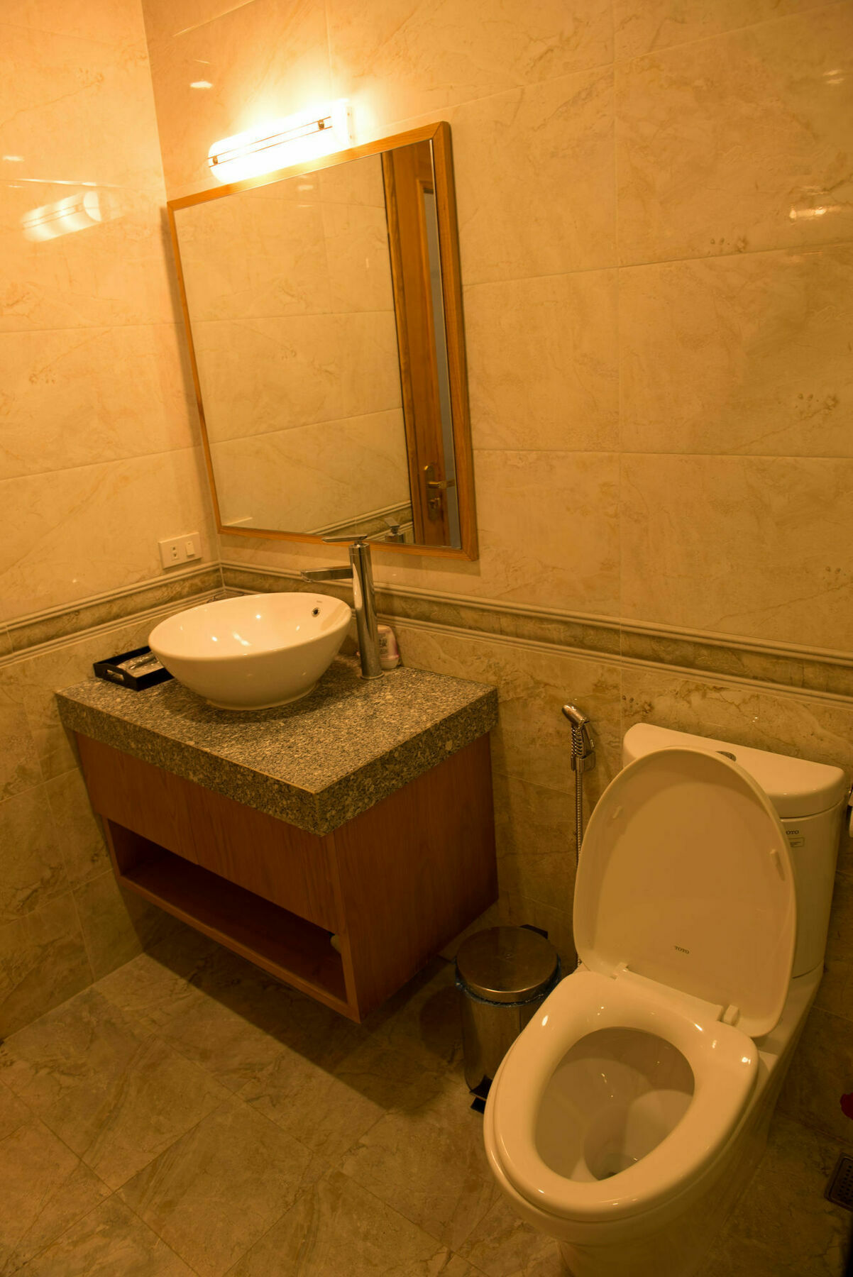 Hotel Sinh Plaza Hanoi Exterior foto