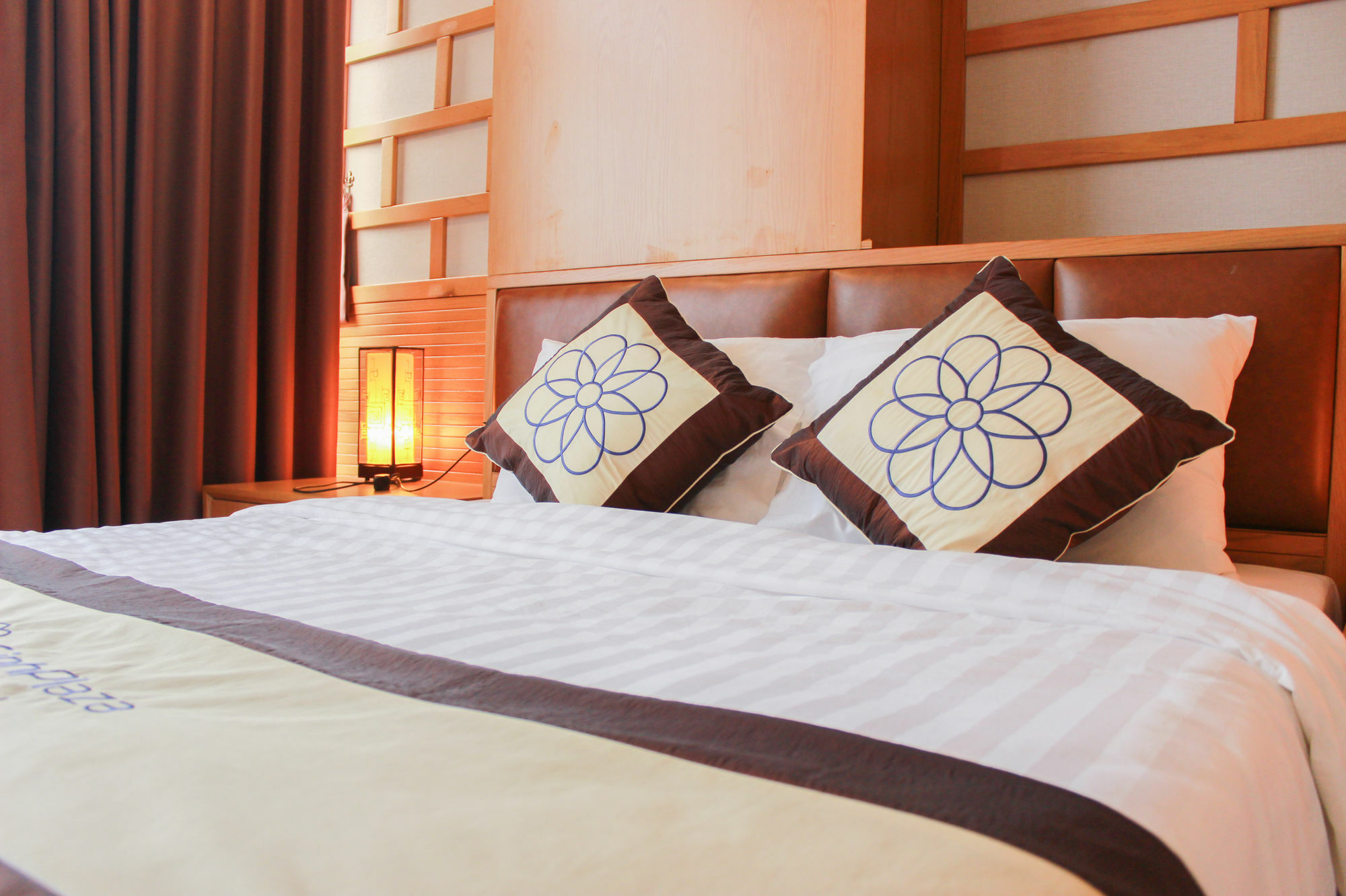 Hotel Sinh Plaza Hanoi Exterior foto